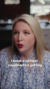 Crazy Story of a Swinging Couple and Divorce Drama