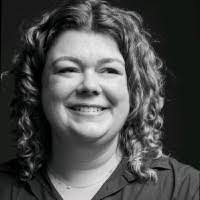 Kelly Noyes's Instagram, Twitter & Facebook