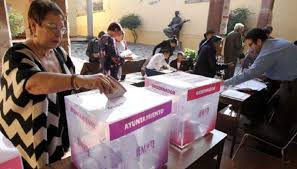 Elections in mexico are held every 6 years to elect a president and every 3 years to elect a legislature. Elecciones 2016 Los Politicos En Mexico Inician Las Campanas En Busca Del Poder Local Internacional El Pais