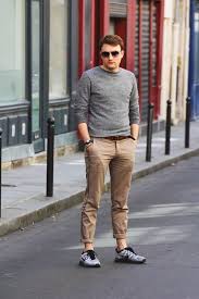 Check spelling or type a new query. Comment Porter Un Sweatshirt Idees De Looks Bonnegueule