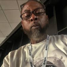 Happy Birthday Momma Wahnita Johnson.!!! I know you are not feeling your  best but we're celebrating you