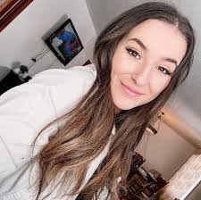 Abby Oberg's Instagram, Twitter & Facebook