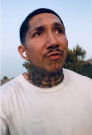 Daily Cross Carrying: Embrace Faith and Determination