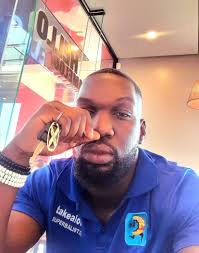 Any graphic designers in the group willing to help me make a few flyers?