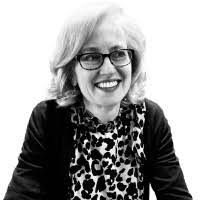 Anita Flavell's Instagram, Twitter & Facebook