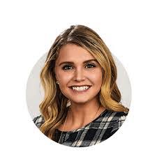 Hannah Queen's Instagram, Twitter & Facebook