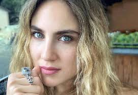 In questi anni, l'attrice non si è mai fermata districandosi tra. Miriam Galanti Fidanzata Gilles Rocca Eta Altezza Carriera Instagram