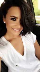 Demi lovato just cut off all of her hair into a short bob. Twitter Demi Lovato Hair Demi Lovato Haircut Demi Lovato Blonde Hair