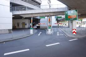 Vergleichen sie anbieter und buchen sie einen preiswerten und sicheren der flughafen in düsseldorf ist einer der größten airports deutschlands. Parken In Dusseldorf Flughafen P3 Apcoa Parking