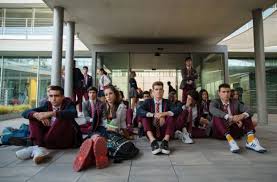 The cast of the hit netflix series elite bring these crazy characters to life as they deal with school, relationships, and even murder. Elite Season 4 Cast Who S Leaving Who S In The New Season