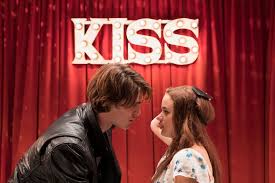 Already the 21st film for stable marvel cinema was launched 10 years ago, and while waiting for the sequel to the 100 season 6 movieathe kissing booth 2 infinity (the 100 season 6 movie, released april 24 home), this new work is a suitable drink but struggles to hold back for the body and to be really refreshing. The Kissing Booth Is The Most Rewatched Movie On Netflix