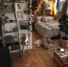 As a follow up to our post featuring 50 studio apartment 3d floor plans, we thought we would post some inspirational images of studios we came. Pin Oleh Si Mo Di A B O D E Ide Kamar Tidur Ide Dekorasi Kamar Ide Dekorasi Rumah