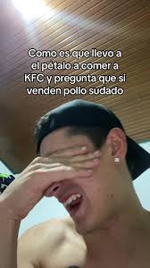 Pétalo en KFC: Una comedia inesperada