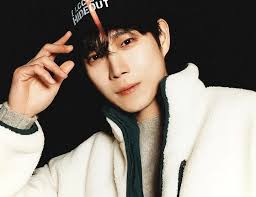 Daebak! Kim Young Dae Aktor Korea yang Curi Perhatian Penggemar Lewat  Perannya di Drama Moon in The Day