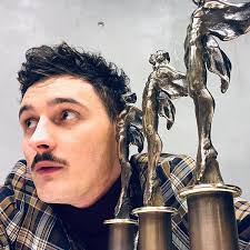 Klip do utworu trofea obiegł sieć. Dawid Podsiadlo Przeszedl Radykalna Metamorfoze Jak Teraz Wyglada Viva Pl