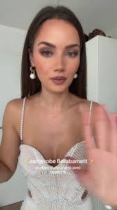 Bella Riggs's Instagram, Twitter & Facebook