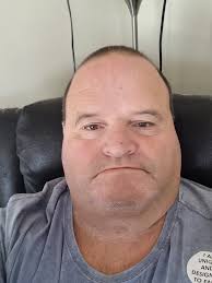 I went to look at a flat for rent today and the landlady says to me: "Do  you have a good memory for faces?" I said: "Not bad why?" She said: "There's