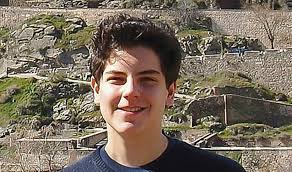 [Image: images?q=tbn:ANd9GcQjSnVfqeQ_LCnByICar4q...13-KG5Dw&s]