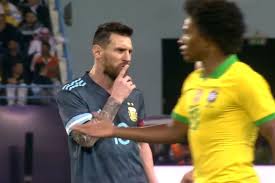 Renowned for his vision, aerial ability and leadership skills, silva is considered to be one of the best central defenders of his generation. Thiago Silva Criticises Lionel Messi Insists Barca Legend Needs Education