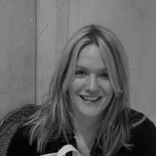 Elizabeth Fleck's Instagram, Twitter & Facebook