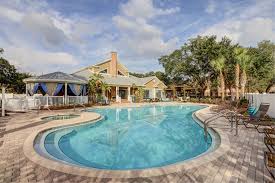 You will definitely save yourself some time and money with research by also be sure to also check out the 360 virtual tour videos which show that most apartments offer great amenities such as pools, gyms, and tanning beds. Campus First Increases Its Florida Presence Through The Acquisition Of Campus Club North And South Student Housing Properties In Tampa Fl Business Wire