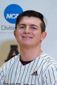 Andrew Valinski's Instagram, Twitter & Facebook