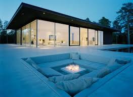 Lake House With Sunken Outdoor Lounge And Fire Pit Designed By Swedish Architect John Robert Nilsson My Dream Home Lake House Sunken Fire Pits