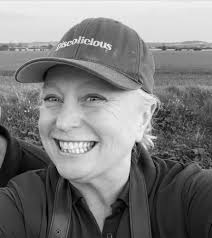 20 local women you need in your life