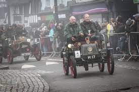 The Sun Shines On The Historic Bonhams London To Brighton Veteran Car Run Veteran Car Car Brighton