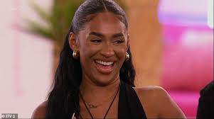 Love Island fans slam Ayo after he sprints to kiss Jess S twice during  Raunchy Races game in Casa Amor leaving Mimii feeling 'sick'