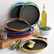 Le Creuset Soleil Skinny Grill Sur La Table Creuset Kitchen Gadgets Kitchen Items