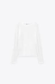 Traditionally, it has short sleeves and a round neckline, known as a crew neck, which lacks a collar. Xxfkedwna5gmvm