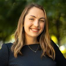 Rose Howard's Instagram, Twitter & Facebook