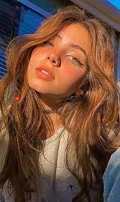 Those hairstyles are considered the best indie hairstyles for those women with long haircut. Edited By Caroooool Aesthetic Hair Indie Hair Indie Girl