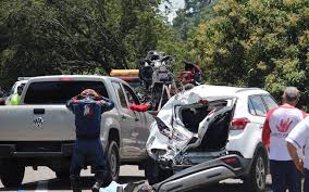 El choque se registró a la altura del kilómetro 27 con dirección al estado de morelos, la vialidad se encuentra muy afectada. S1u3rp Kbbuppm