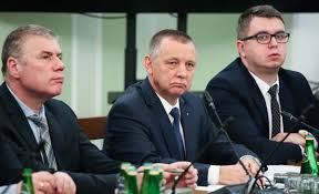 Więcej na radiozet.pl subskrybujzobacz to, czego nie możesz usłyszeć:www: Wladze Prawa I Sprawiedliwosci Oczekuja Ze Marian Banas Poda Sie Do Dymisji Polskie Radio Pik