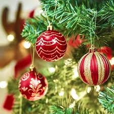 Maybe you would like to learn more about one of these? El Arbol Mas Autentico Es Rojo Dorado Y Con Mucho Brillo