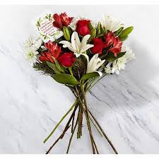 Dayspring Be Bright Christmas Bouquet For You To Impress Your Love Usa 15 Off Giftvoucher Spec Christmas Flower Delivery Xmas Flowers Christmas Flowers