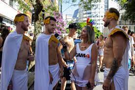 CAM4