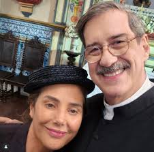 Freitas na versão original de Vale Tudo, João Camargo volta à TV em Êta  Mundo Melhor!: 'Agraciado'