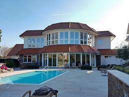 Das ferienhotel haus becker bietet ein restaurant, eine bar, eine gemeinschaftslounge und einen garten in bad laer. Chillen In Stilvollem Ambiente Colorful Things