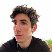 Alexander Zevin's Instagram, Twitter & Facebook