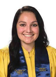 C O M M E N C E M E N T S P R I N G 2 0 2 2