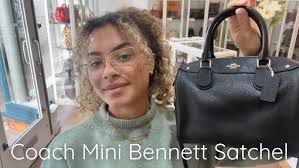 MiCHAEL KORS LARGE CiNDY SATCHEL REViEW