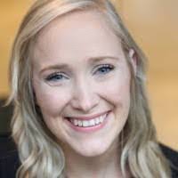 Wendy Ogle's Instagram, Twitter & Facebook