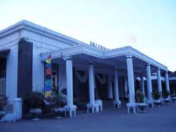 Smkn 2 semarang merupakan sekolah berbasis bisnis manajemen yang memiliki lima program keahlian yaitu: Sma Negeri 3 Semarang Wikiwand