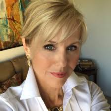 Beverly Latham's Instagram, Twitter & Facebook