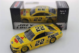 Nascar watkins glen go bowling 400 1st cup win 2019 wave 1 chase elliott #9 sun energy sunenergy1 paint scheme 1/64 scale diecast authentics with collector card. Lionel Racing Joey Logano Pennzoil 2019 Ford Mustang Nascar Diecast 1 64 Scale Amazon Com Au Toys Games