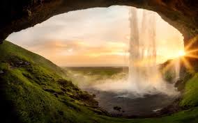 During the summer, due to its northern location, visitors to iceland can expect very long days and even experience the midnight sun when the sun never truly sets. 7 Reasons Why The Best Time To Visit Iceland Is The Off Season Follow Me Away