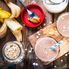 Dietitian Approved Smoothie Combinations That Will Upgrade Your Breakfast Smoothie Recipes With Yogurt Breakfast Smoothie Recipes Smoothie Recipes Strawberry